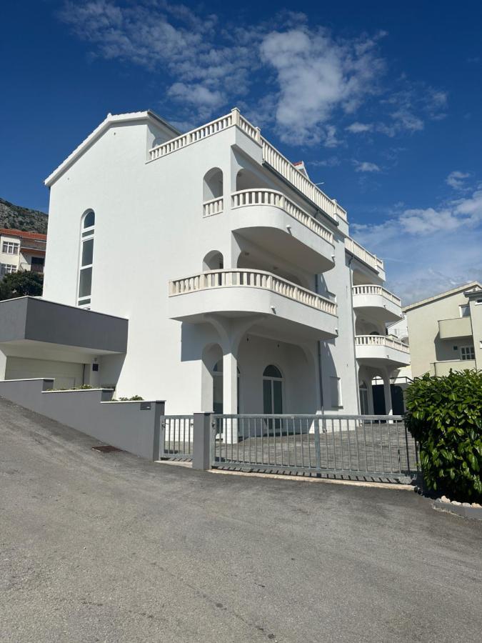 Cala Apartments Stanici Exteriör bild